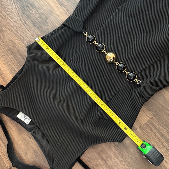 Milly Dress with Belt - Classic Shift - Picture 6 of 13